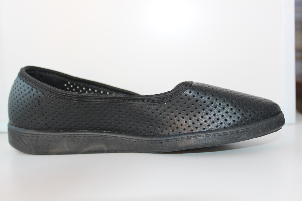 Туфли женские перфорация, черные (искус. кожа, ПВХ) девичьи М11Пч/д